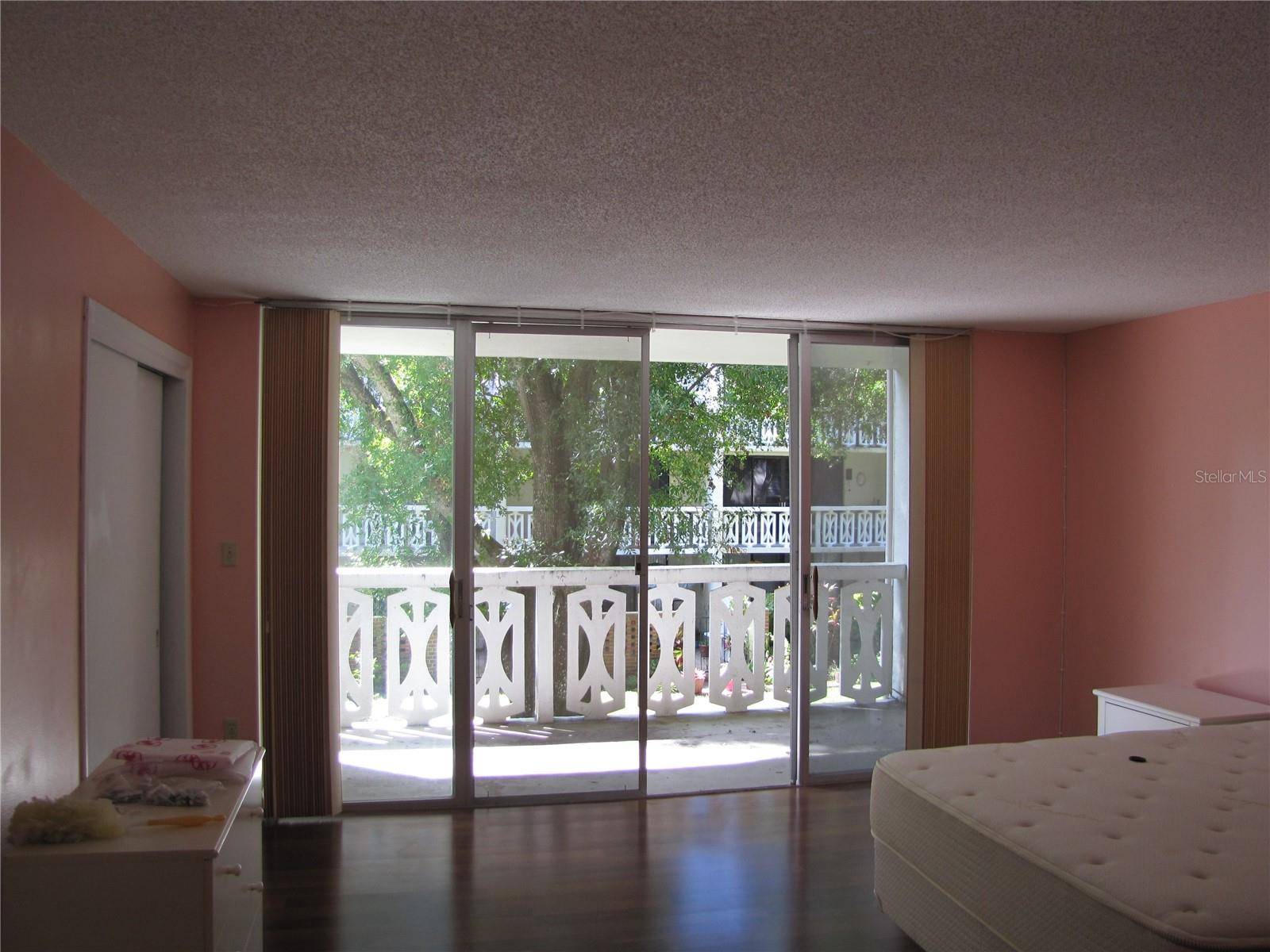 Clearwater, FL 33764,2630 PEARCE DR #208