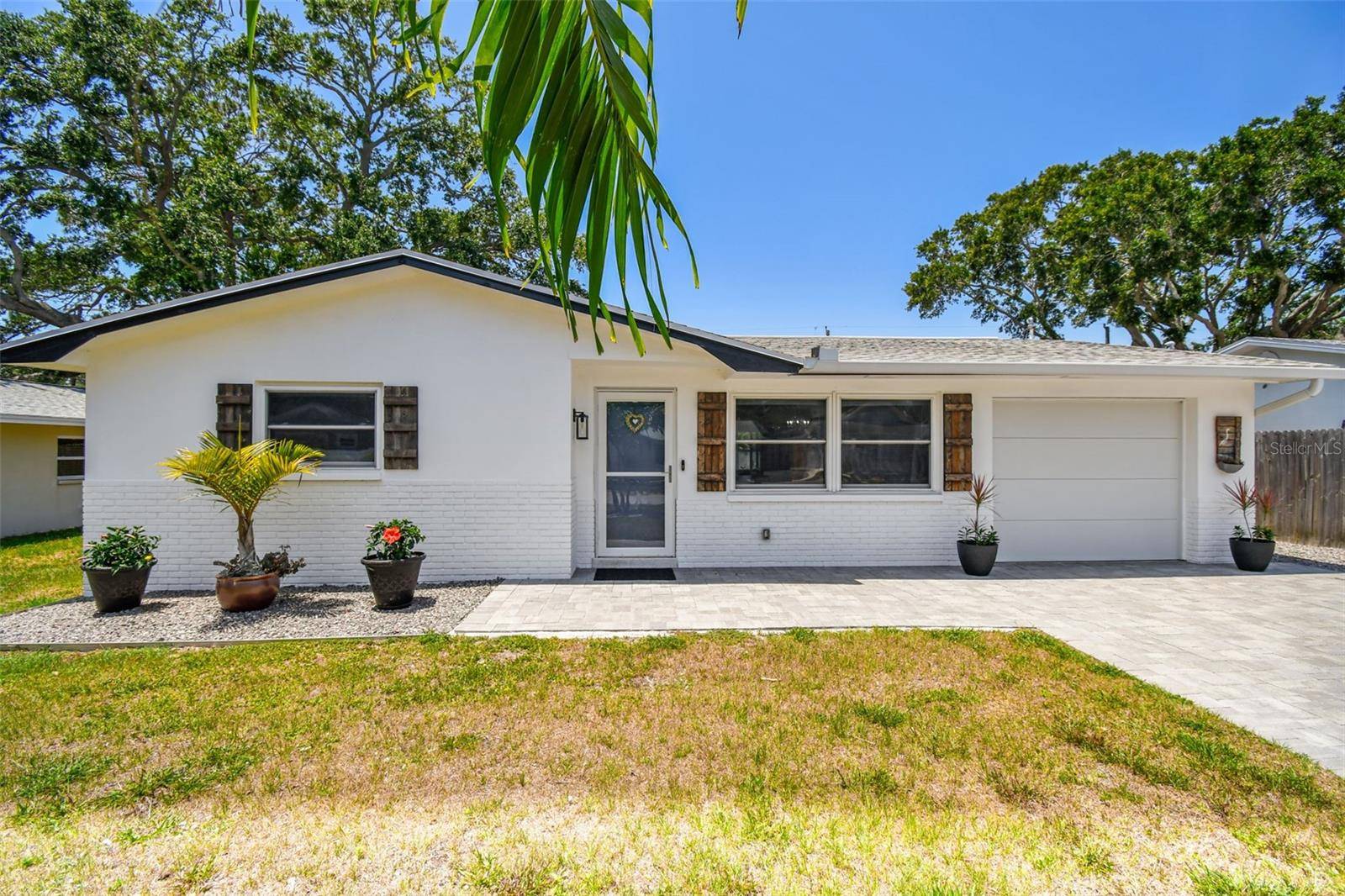 Dunedin, FL 34698,2004 YALE AVE