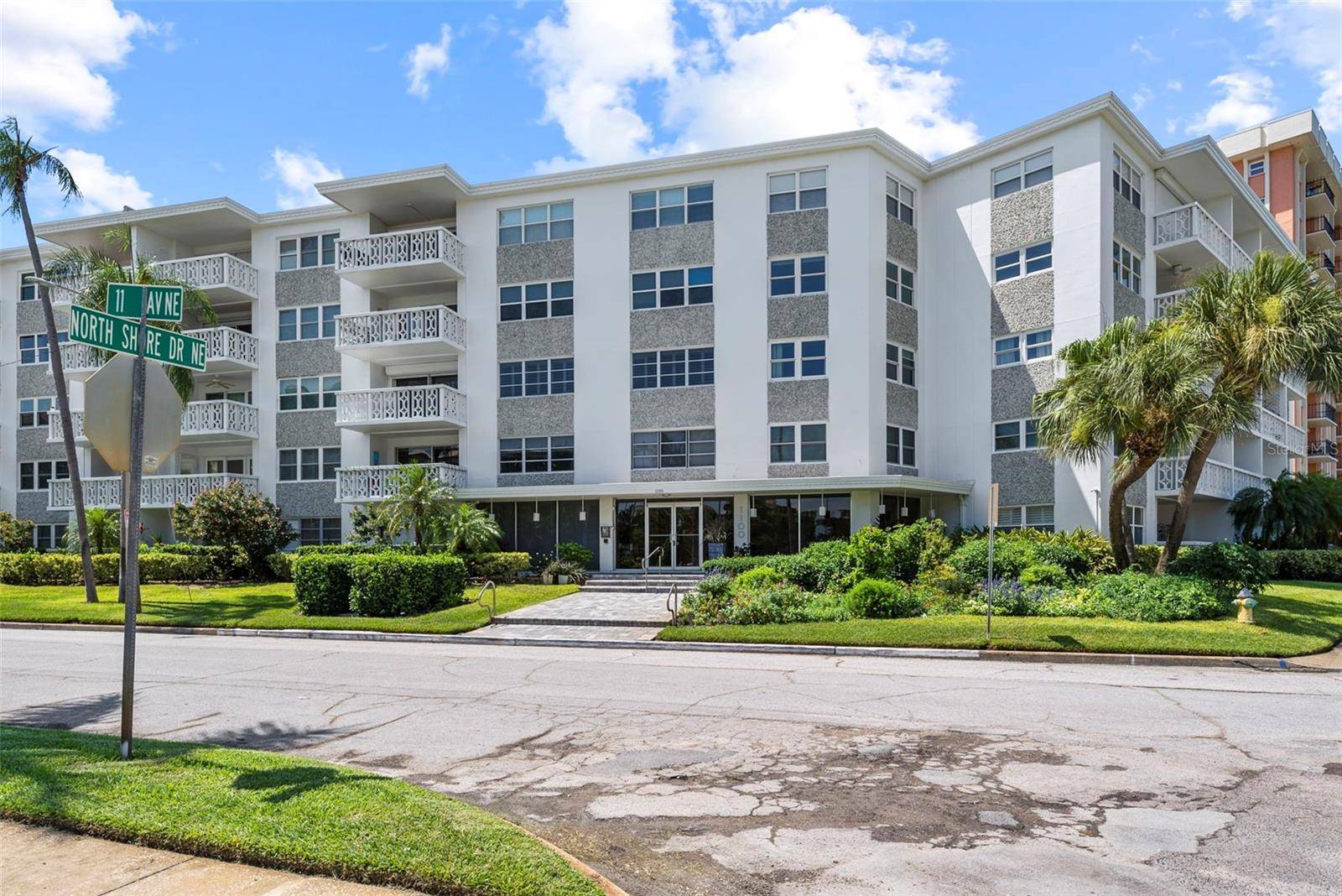St Petersburg, FL 33701,1100 N SHORE DR NE #104