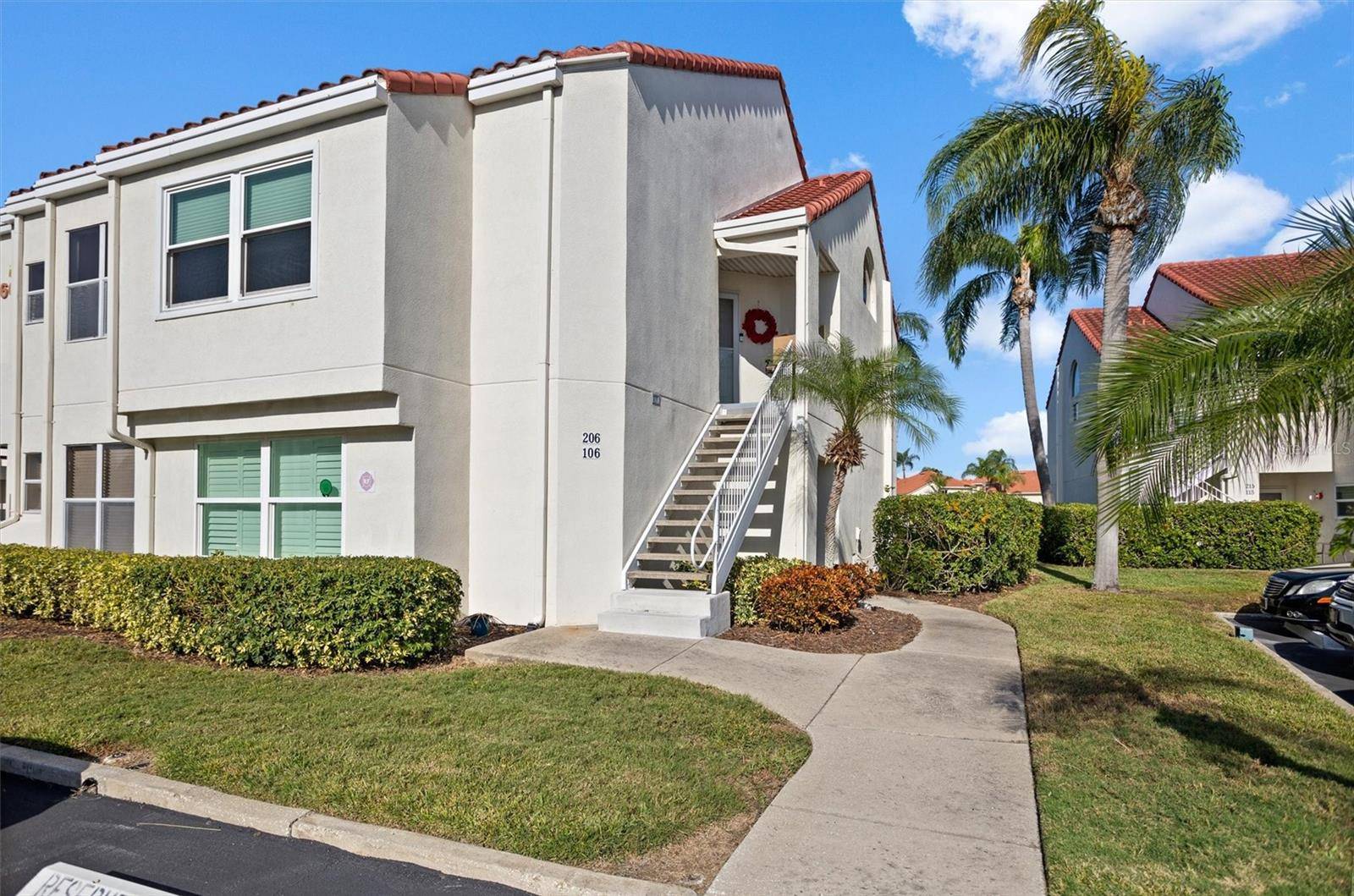 St Petersburg, FL 33715,6085 BAHIA DEL MAR BLVD #106