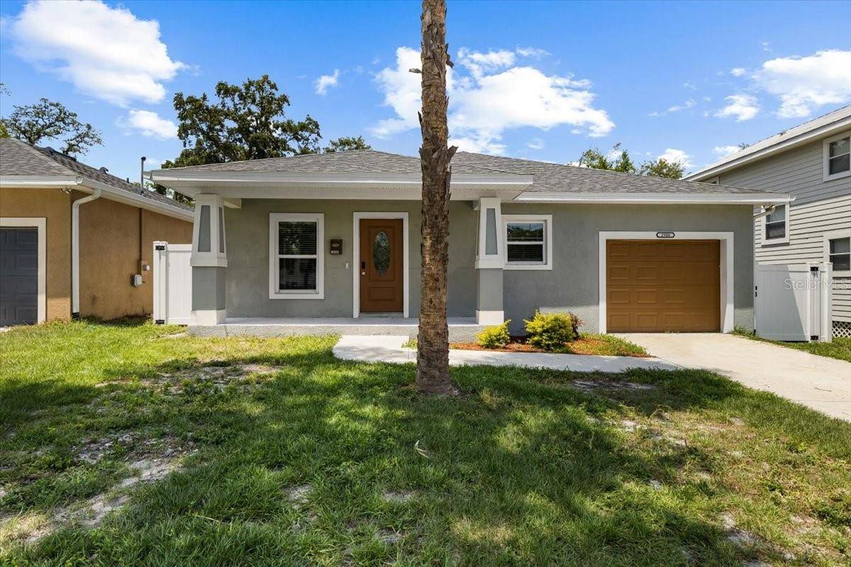 Tampa, FL 33605,2906 E COLUMBUS DR