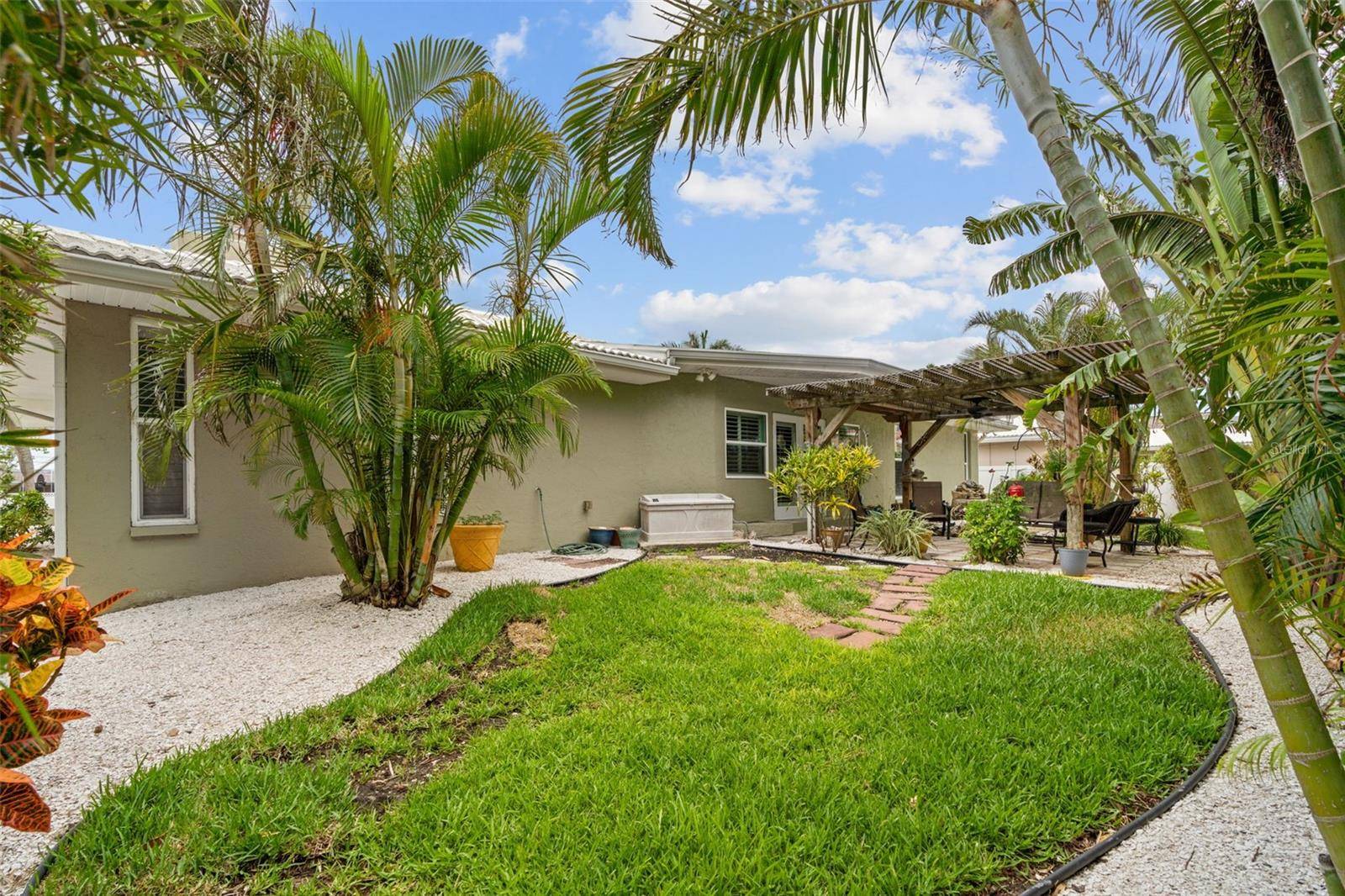Belleair Beach, FL 33786,113 16TH ST