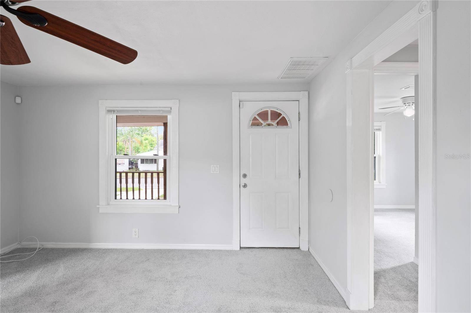 Zephyrhills, FL 33542,5042 8TH ST