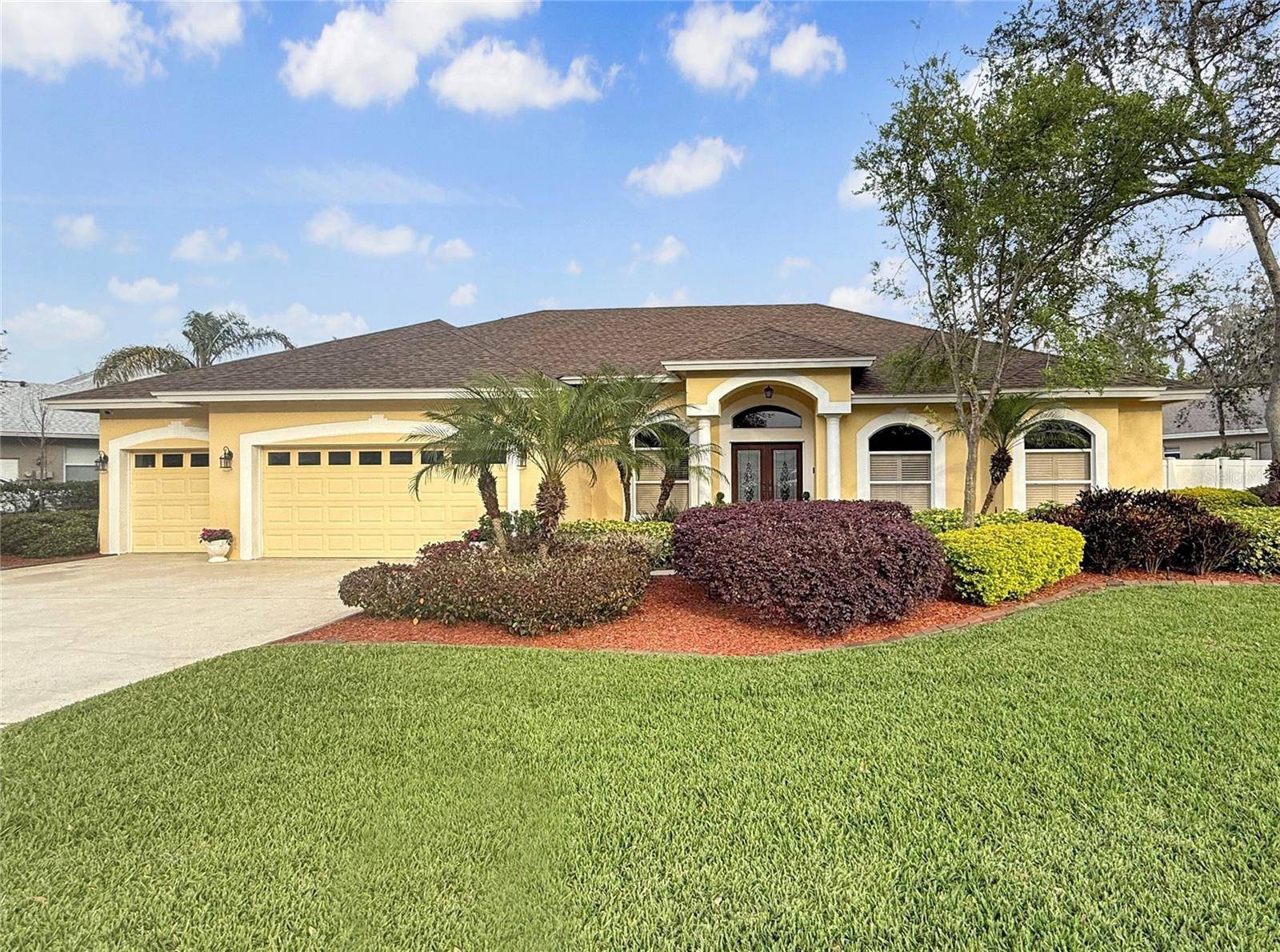 Plant City, FL 33566,2712 CLUBHOUSE DR