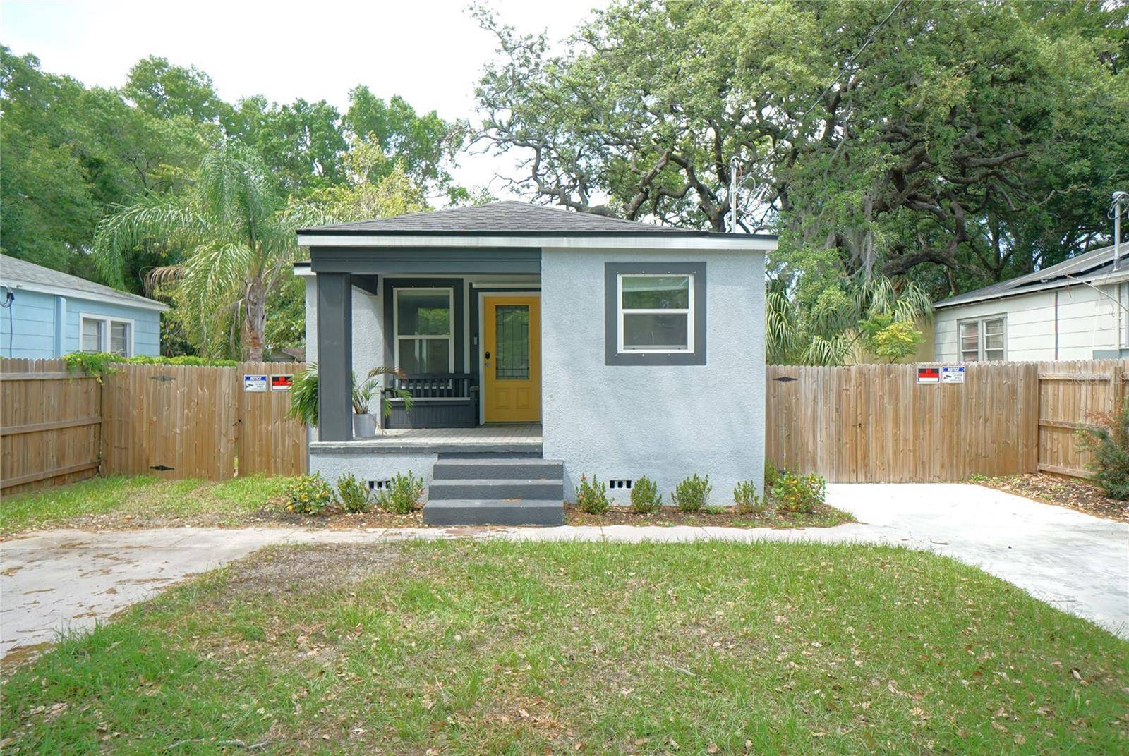 Tampa, FL 33603,908 E CAYUGA ST