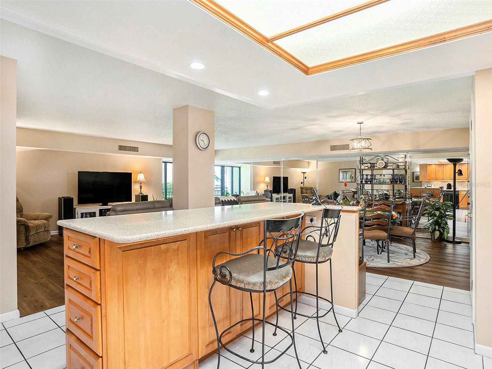 Clearwater Beach, FL 33767,830 S GULFVIEW BLVD #102