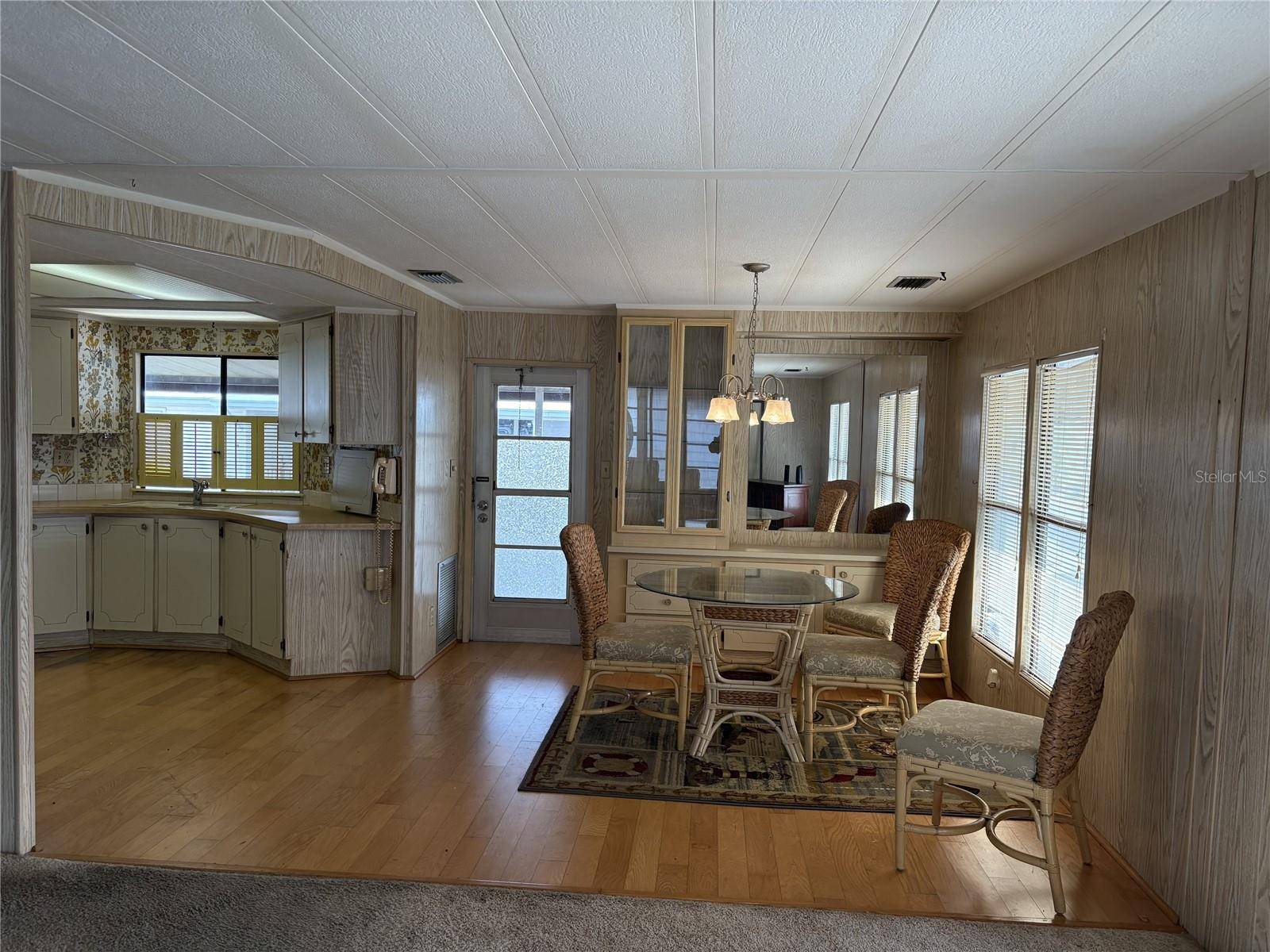 Zephyrhills, FL 33542,6306 WATERFRONT LN