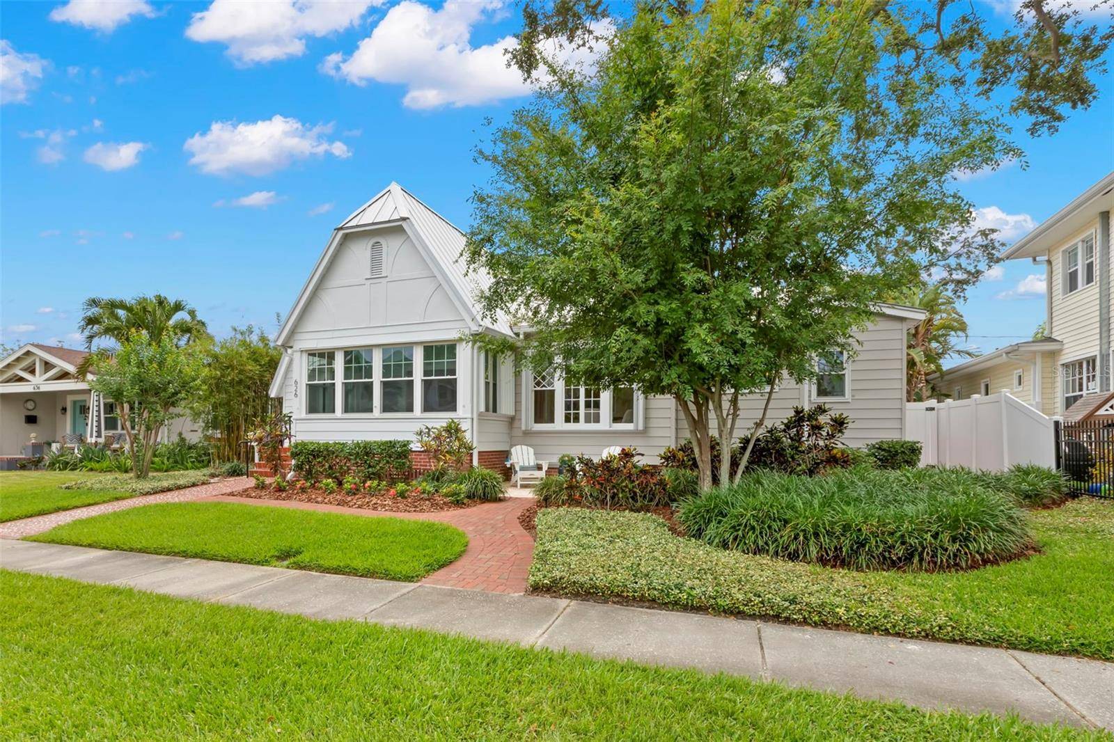 St Petersburg, FL 33704,626 16TH AVE NE