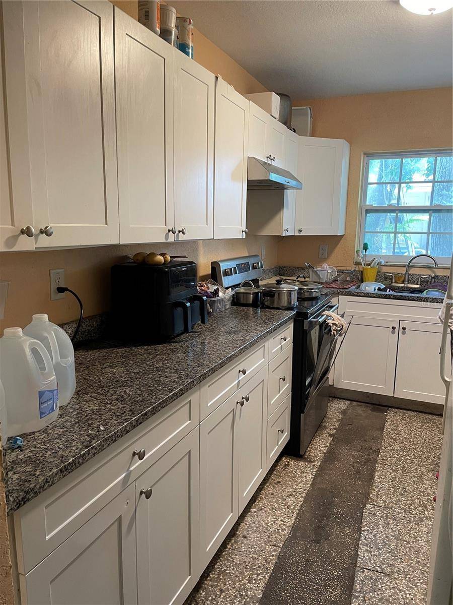 Tampa, FL 33612,1806 MARVY AVE