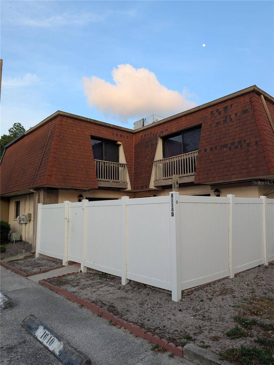 Tampa, FL 33634,8114 OAK TRACE WAY #D