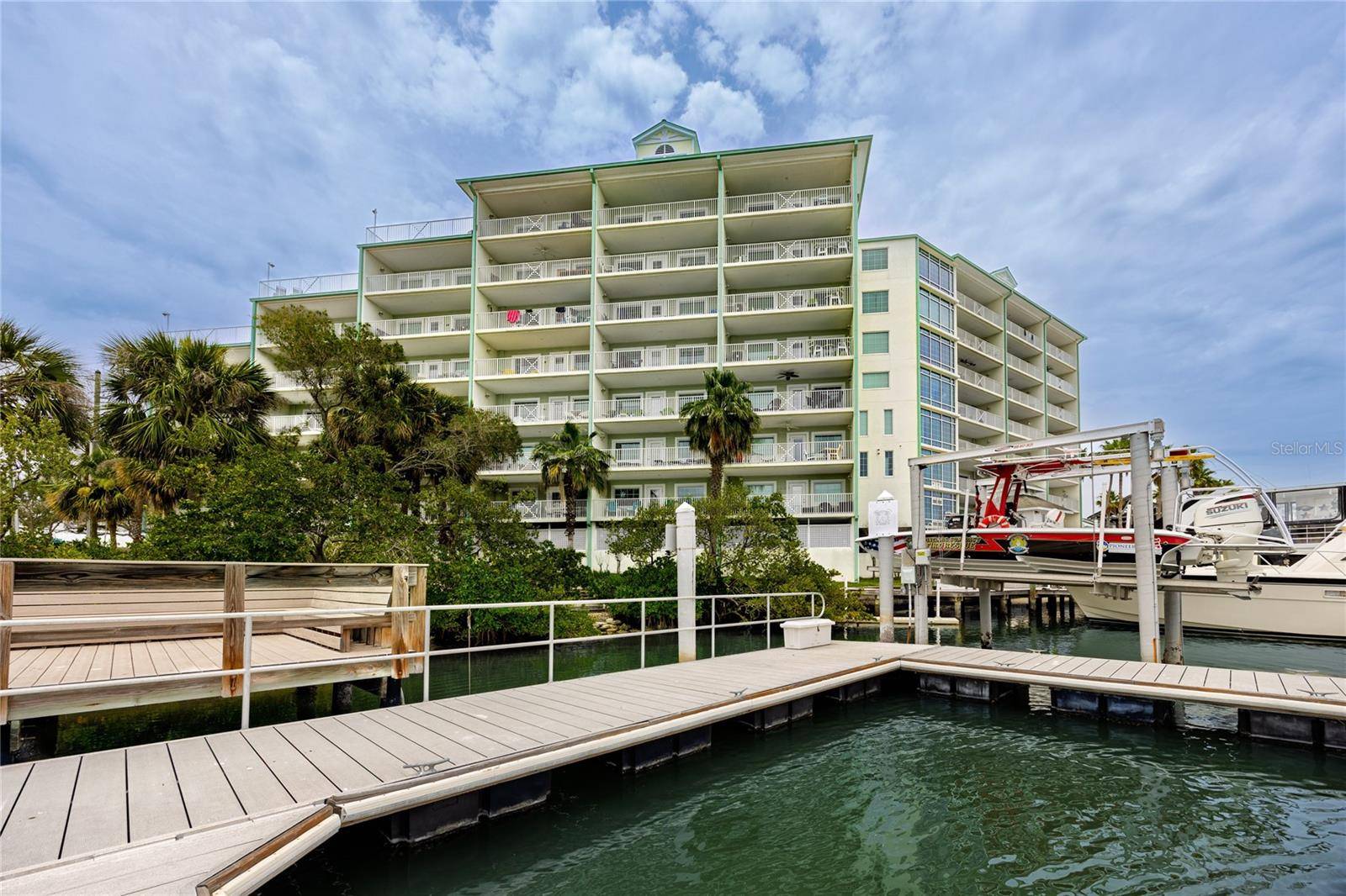 Indian Rocks Beach, FL 33785,399 2ND ST #217