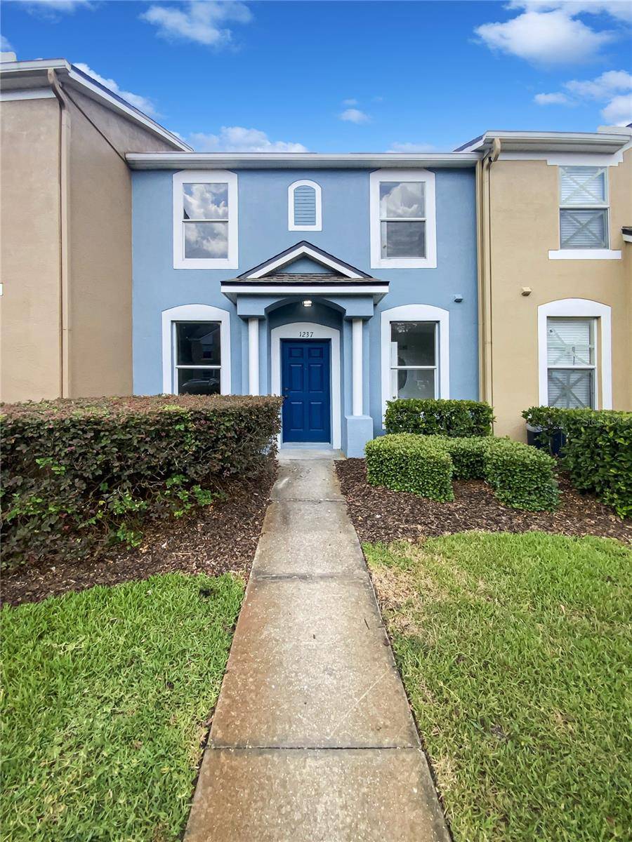 Wesley Chapel, FL 33543,1237 BLENHEIM CT