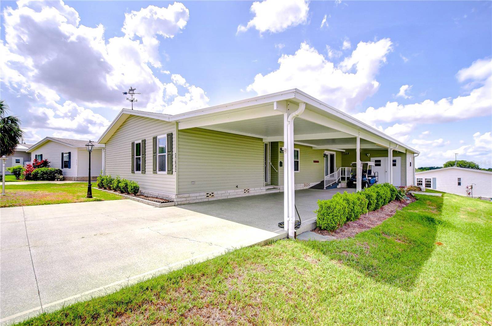 Zephyrhills, FL 33541,37642 LANDIS AVE