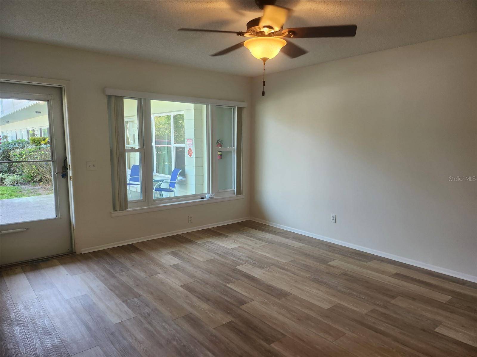 Clearwater, FL 33763,2293 SWEDISH DR #11