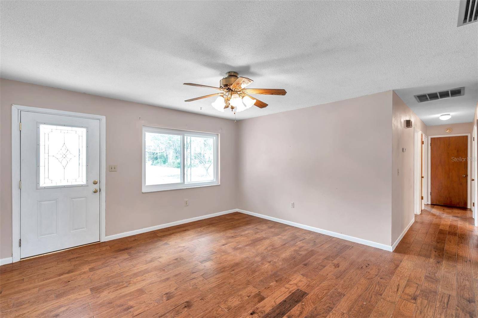 Lakeland, FL 33801,1123 ENCHANTED DR