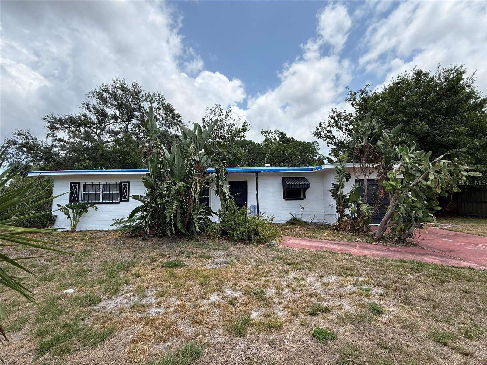 St Petersburg, FL 33702,6715 16TH ST N