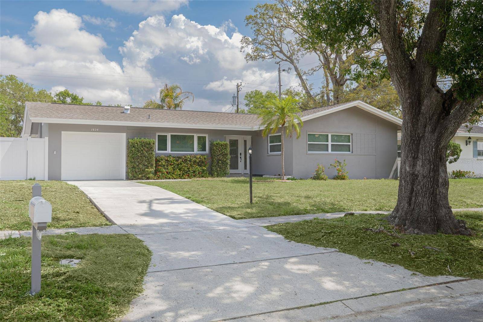 Clearwater, FL 33756,1624 CHATEAU DR