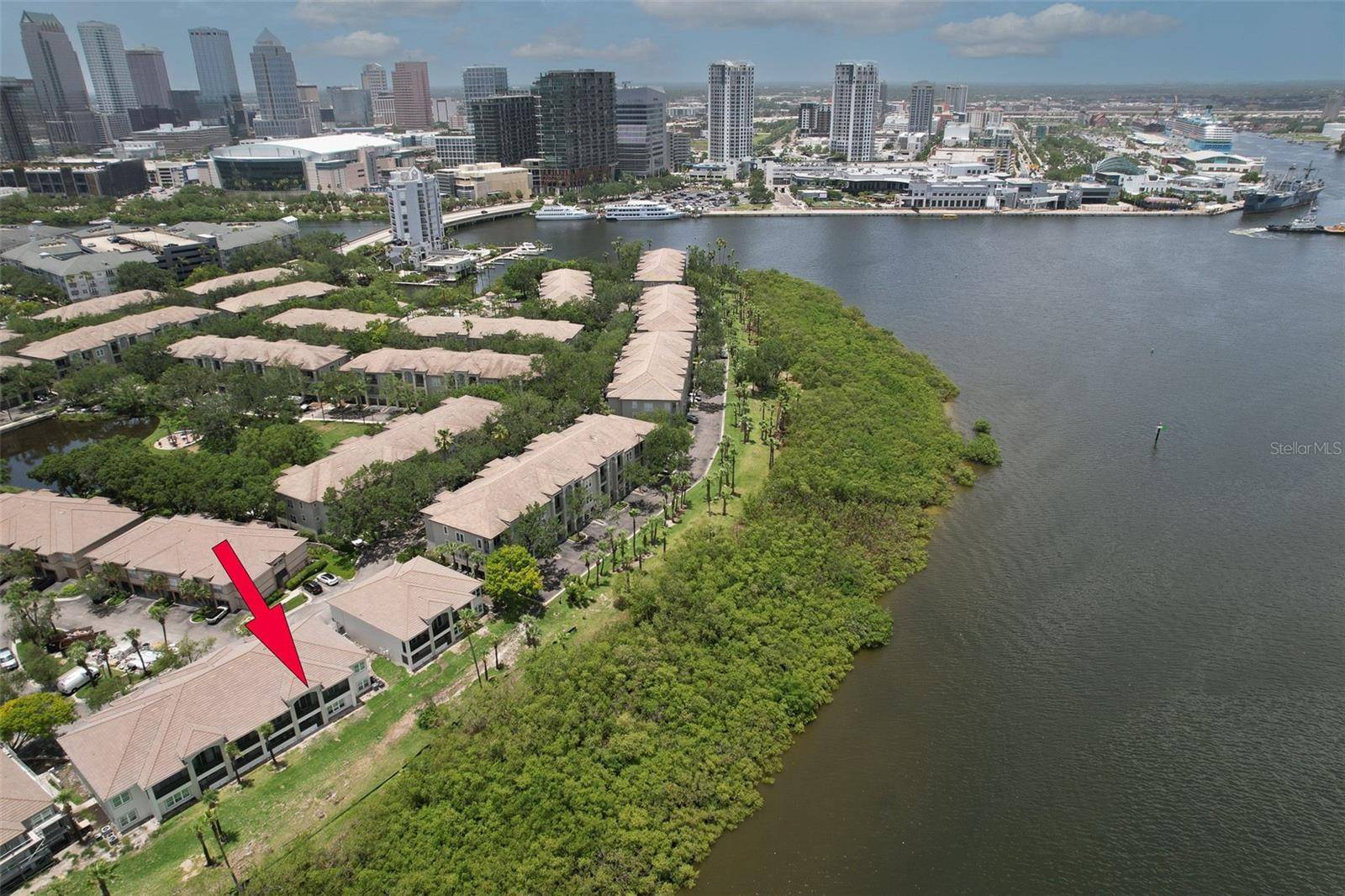 Tampa, FL 33602,1111 NORMANDY TRACE RD #1111