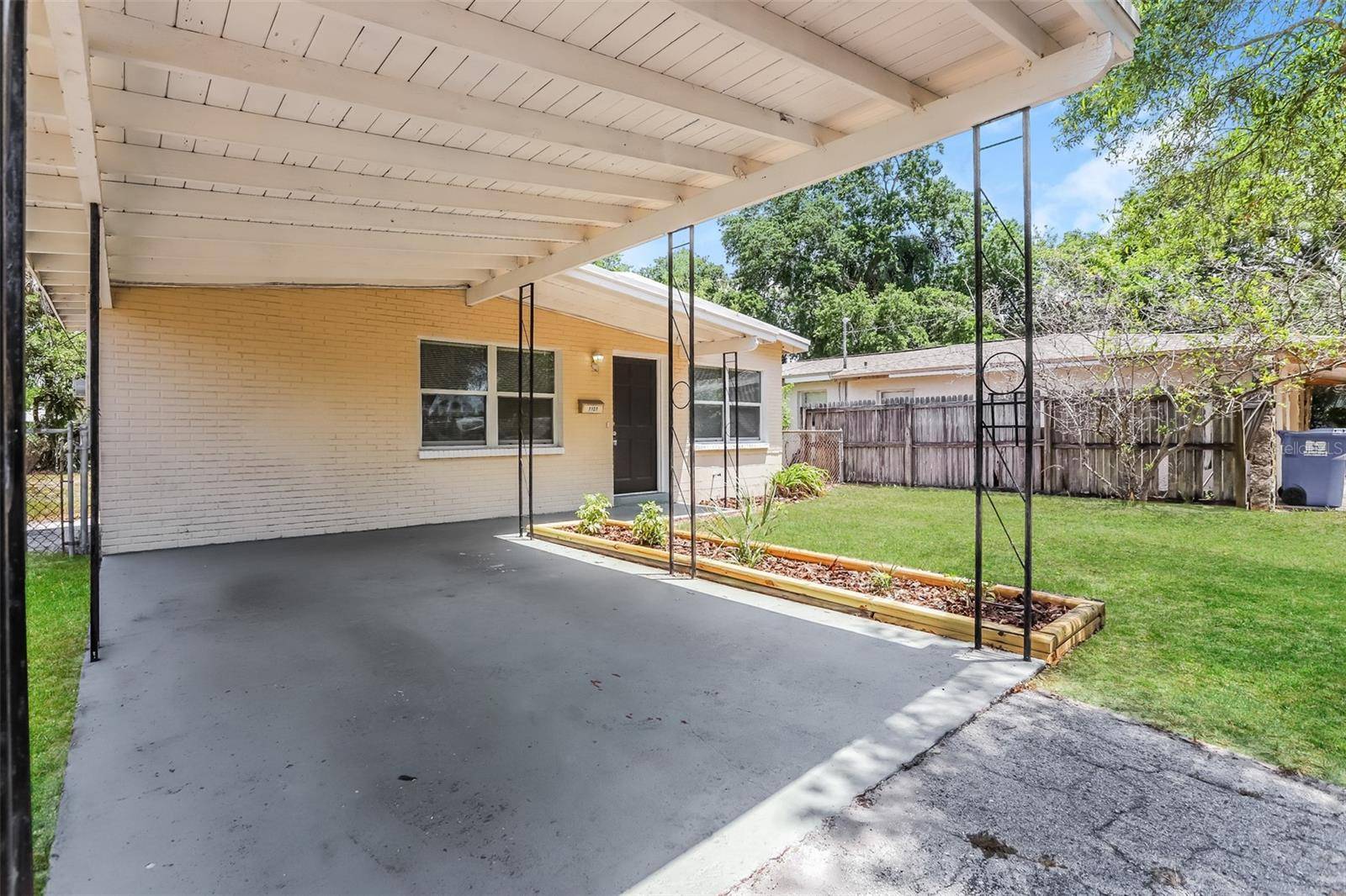 St Petersburg, FL 33710,7127 32ND AVE N