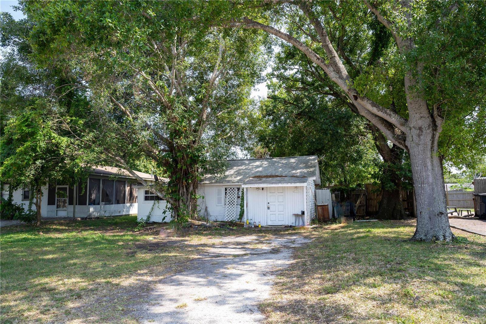 St Petersburg, FL 33714,3212 56TH AVE N