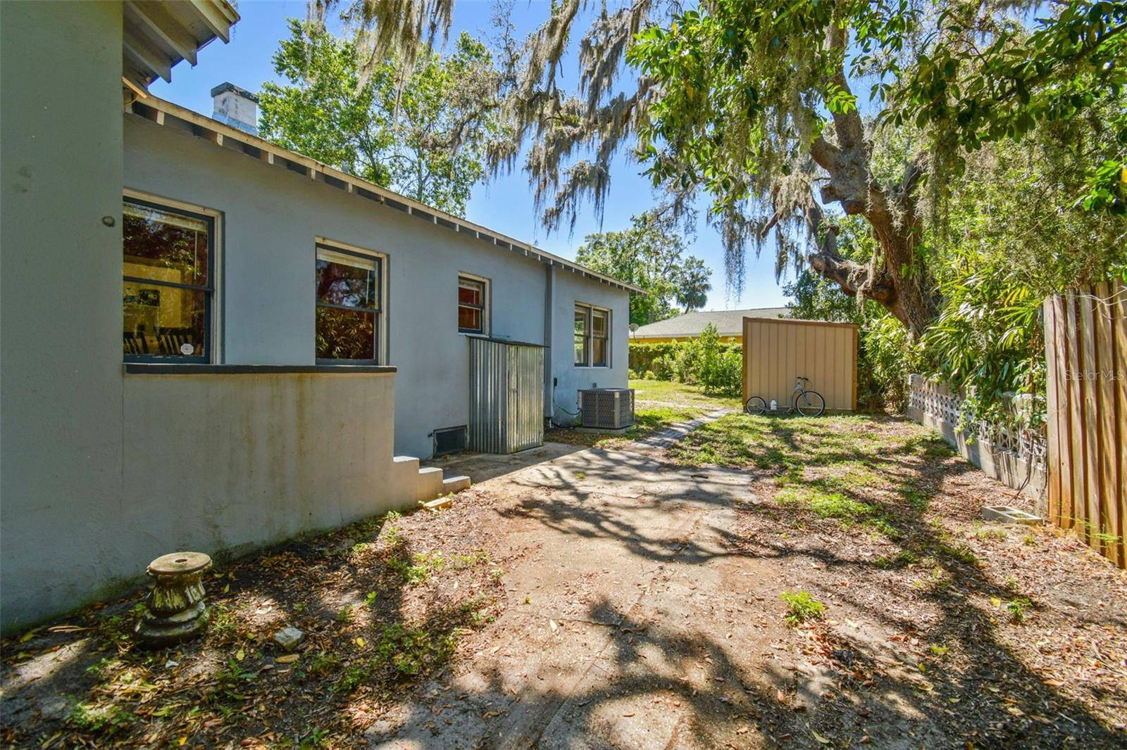 Tampa, FL 33604,5806 N 9TH ST