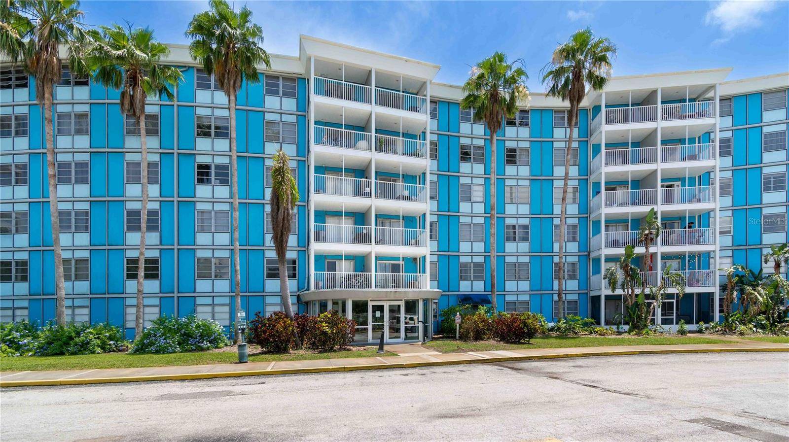 St Petersburg, FL 33712,3315 58TH AVE S #520