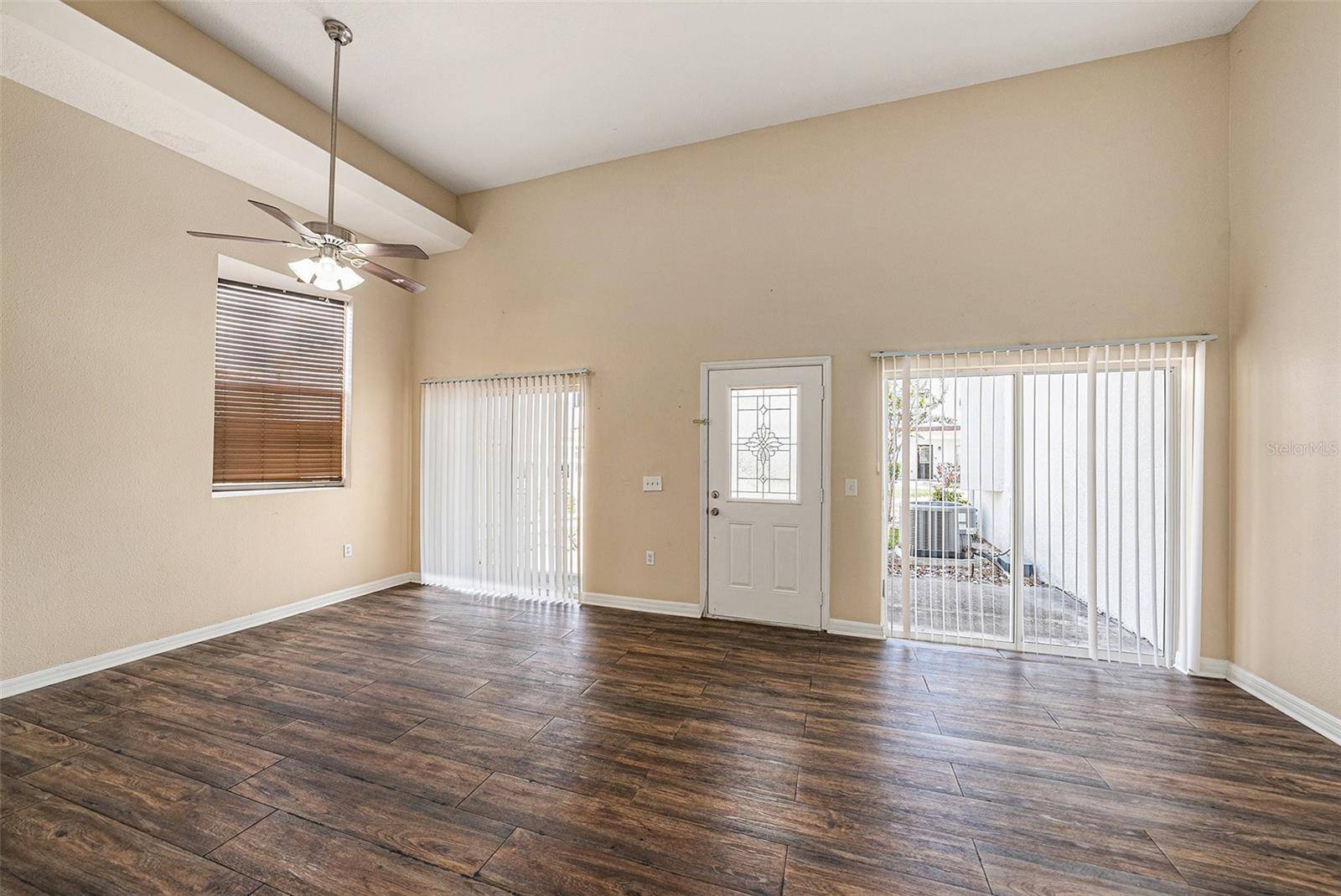 Tampa, FL 33618,9519 CITRUS GLEN PL