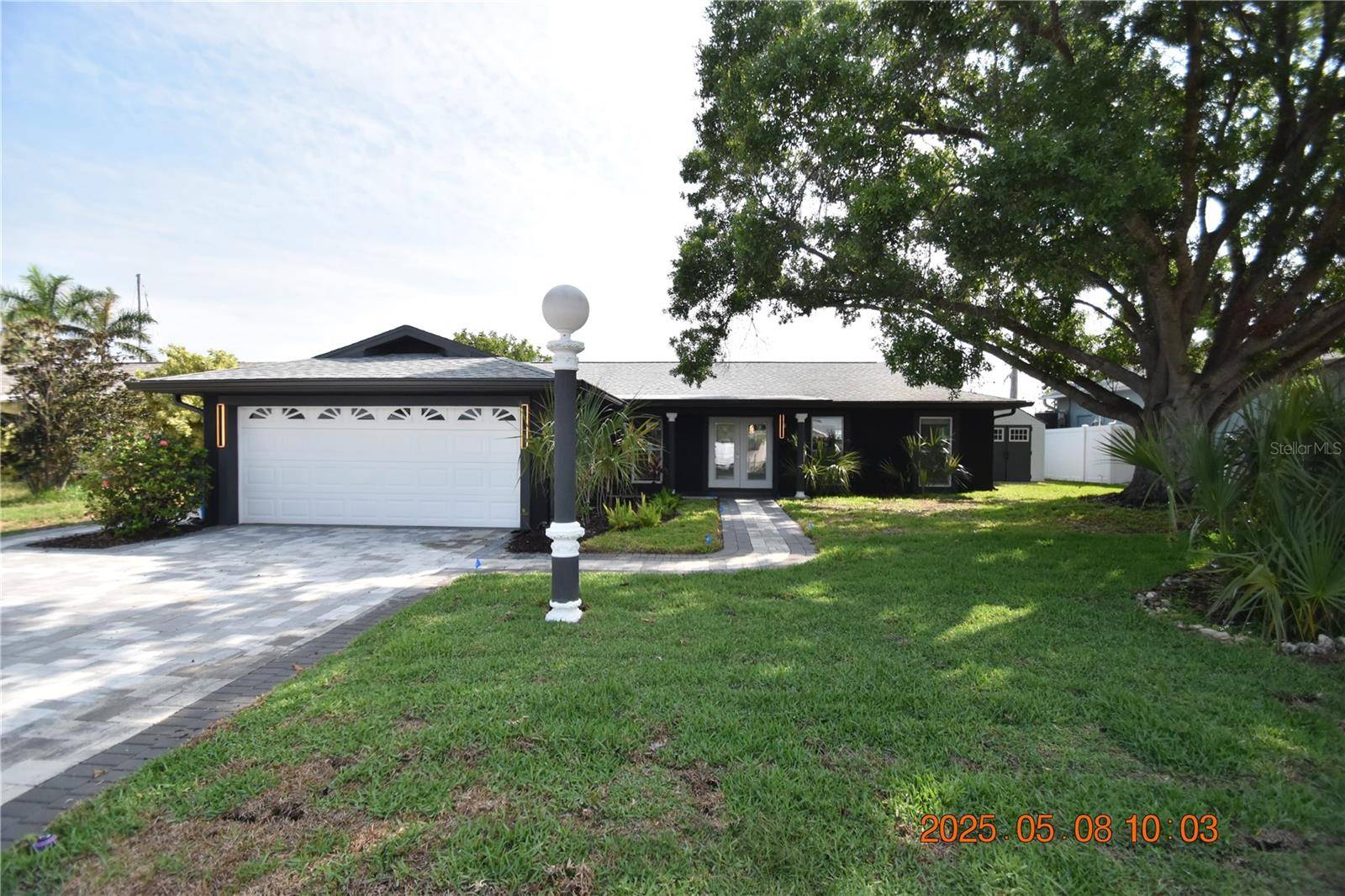 Apollo Beach, FL 33572,1019 SPINDLE PALM WAY