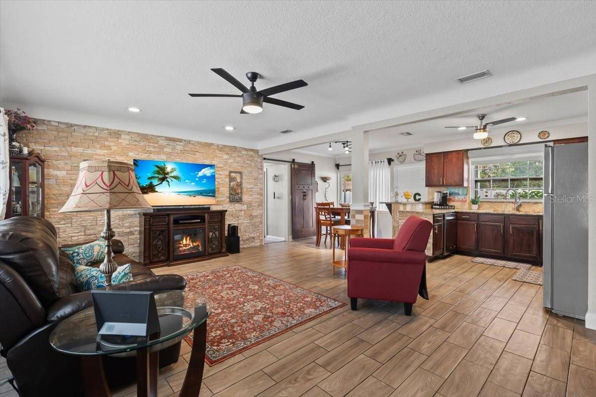 St Petersburg, FL 33710,6698 35TH AVE N