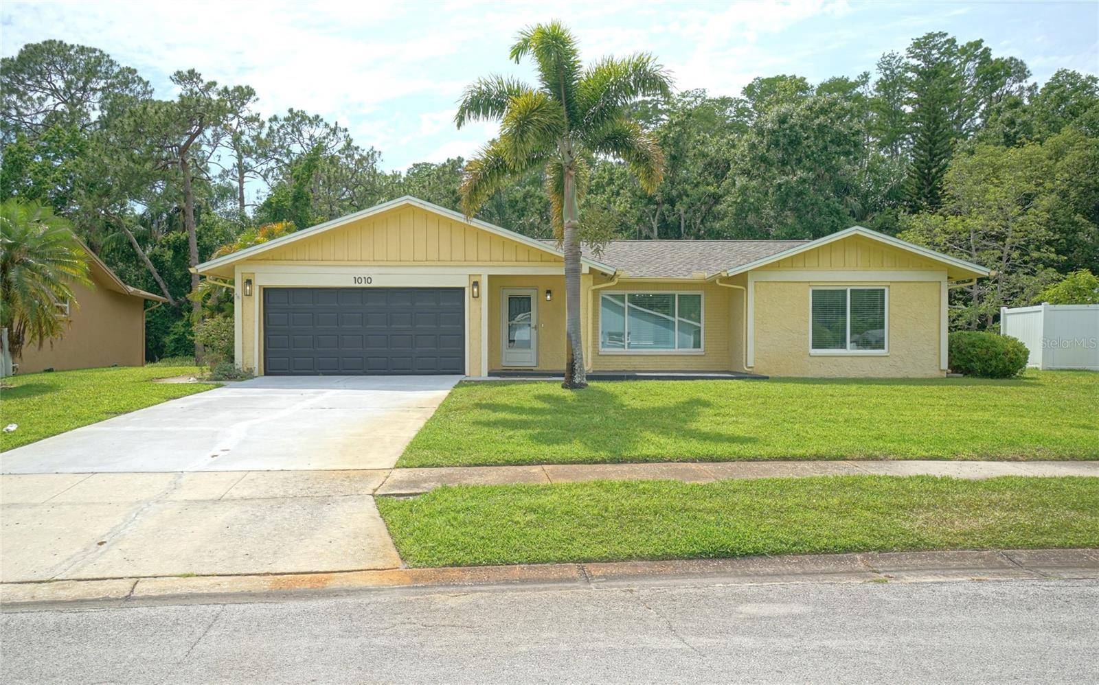Palm Harbor, FL 34685,1010 MAINSAIL WAY