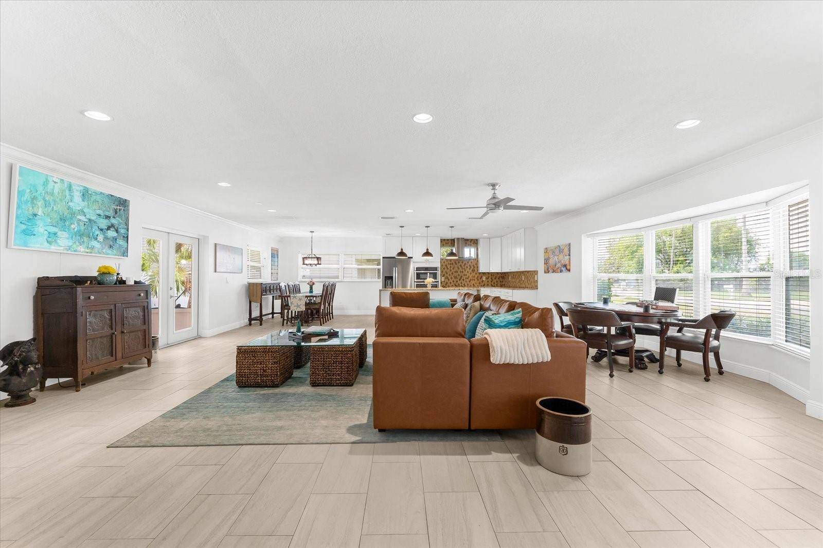 Palm Harbor, FL 34683,125 CARLYLE DR