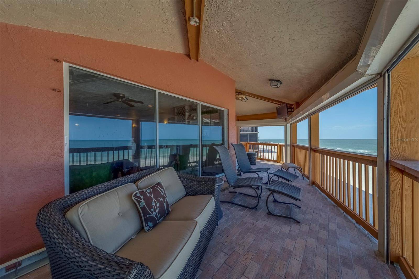 Redington Shores, FL 33708,17606 LEE AVE