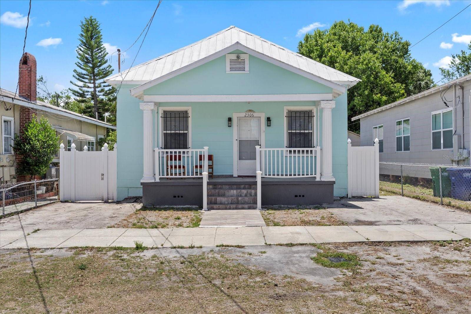 Tampa, FL 33607,2306 W IVY ST