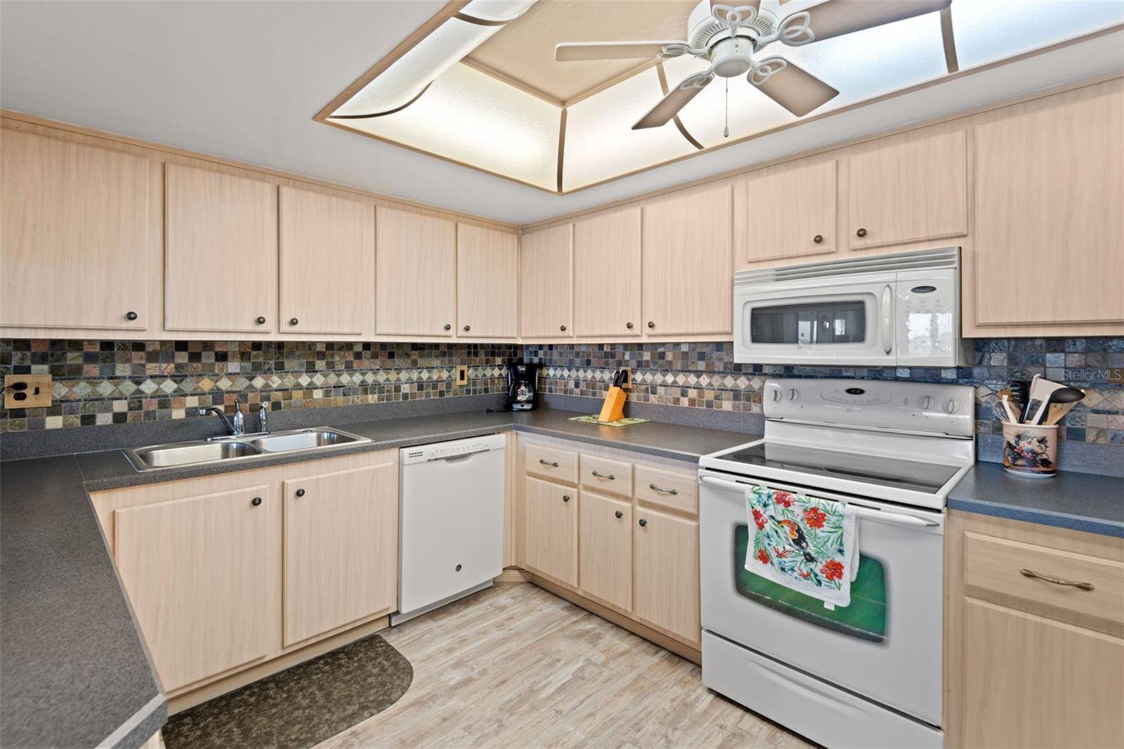Madeira Beach, FL 33708,13440 GULF BLVD #501