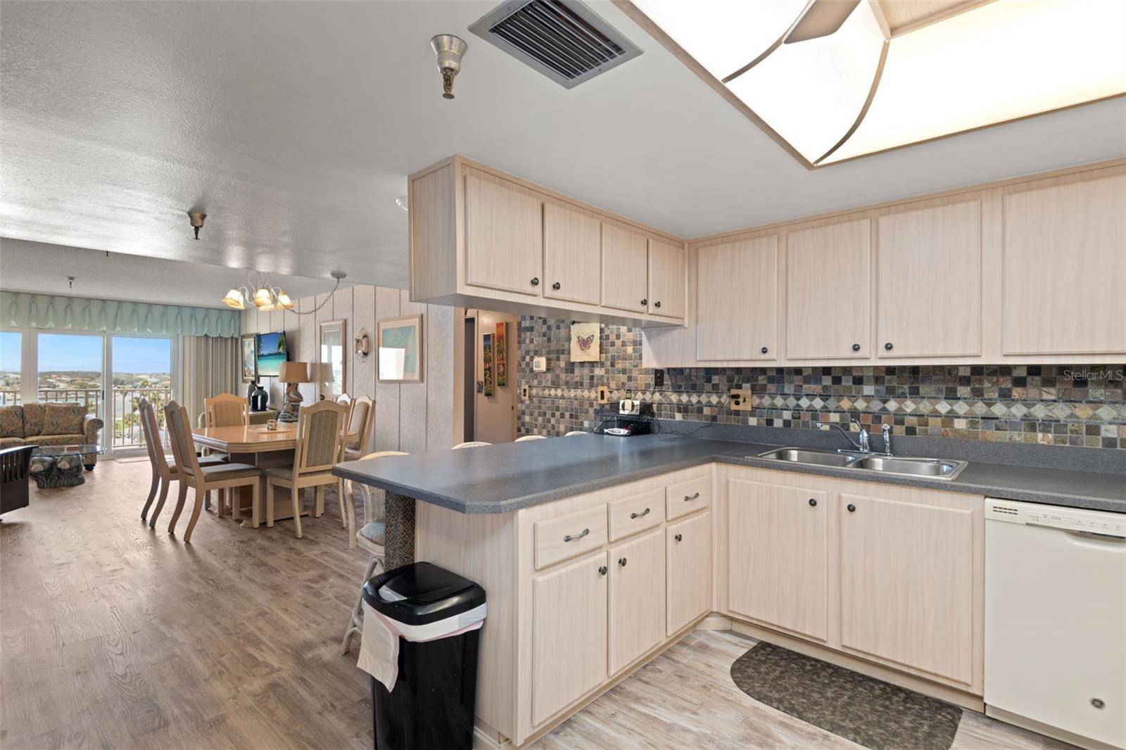 Madeira Beach, FL 33708,13440 GULF BLVD #501