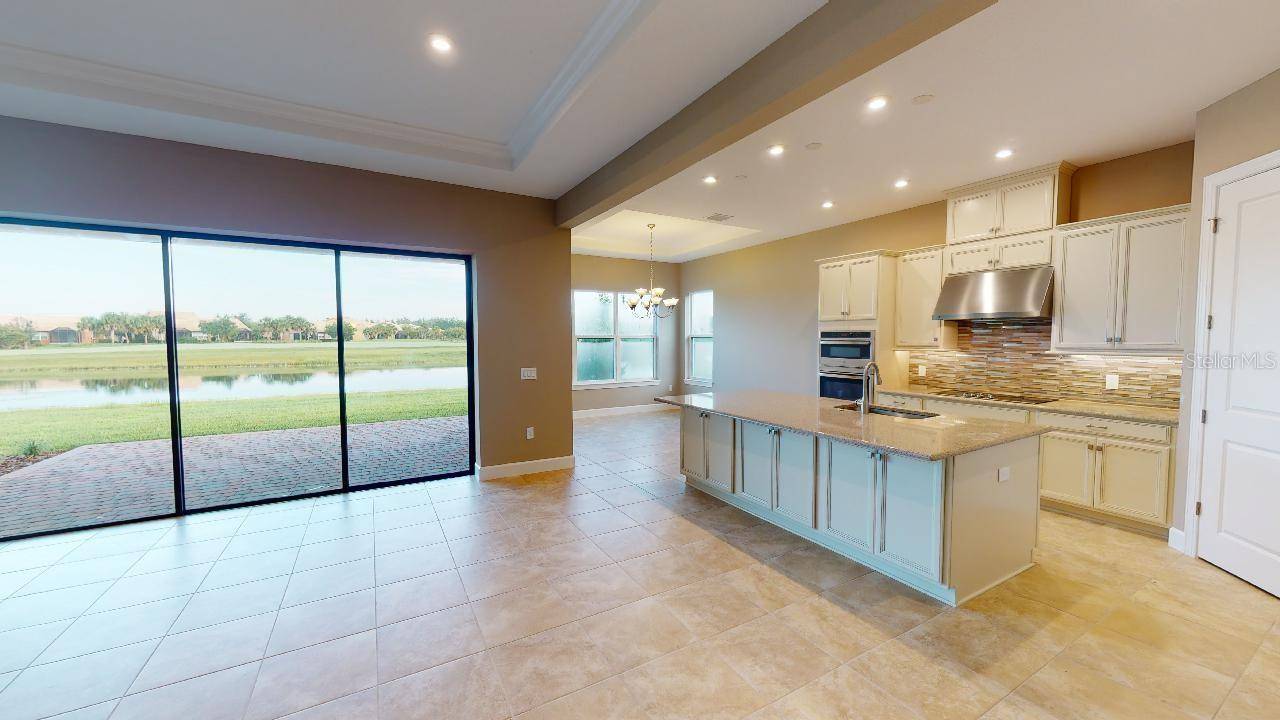 Kissimmee, FL 34758,5653 NEVIS TER
