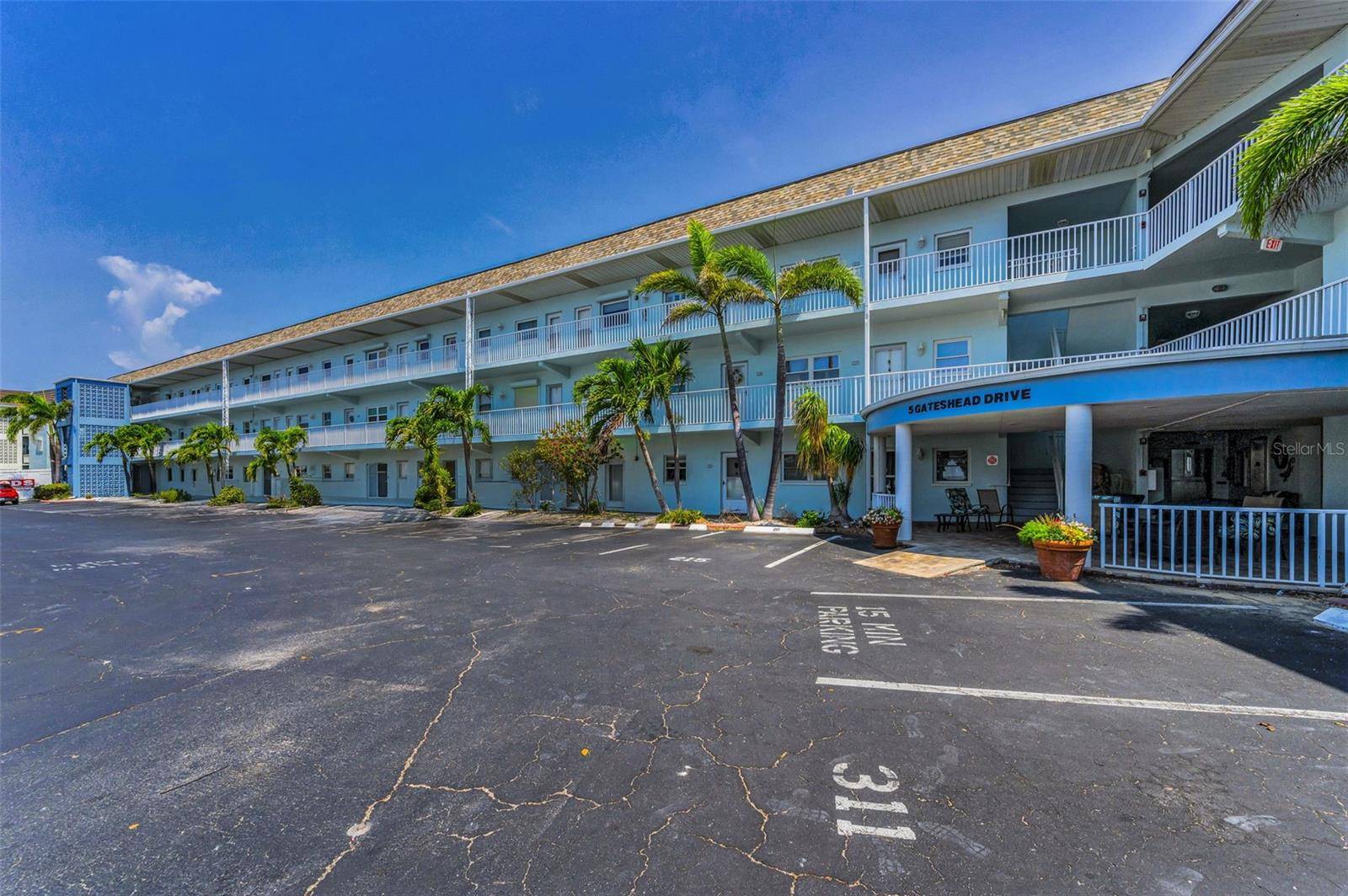 Dunedin, FL 34698,5 GATESHEAD DR #308