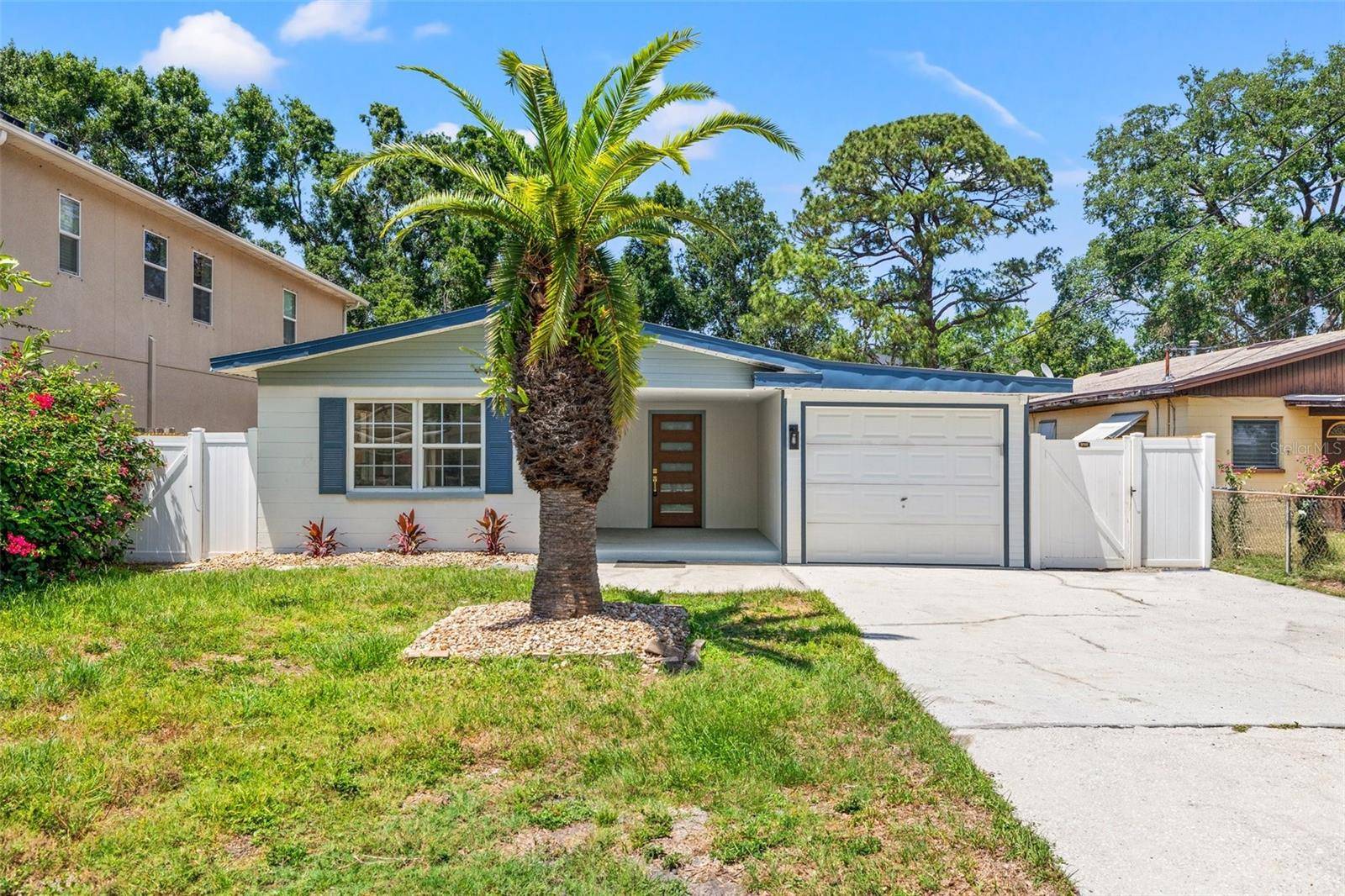 Tampa, FL 33611,3317 W IOWA AVE