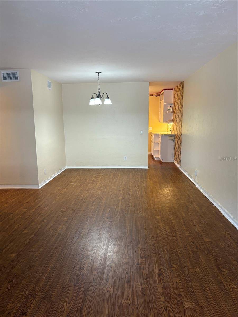 Kenneth City, FL 33709,4152 56TH WAY N #513