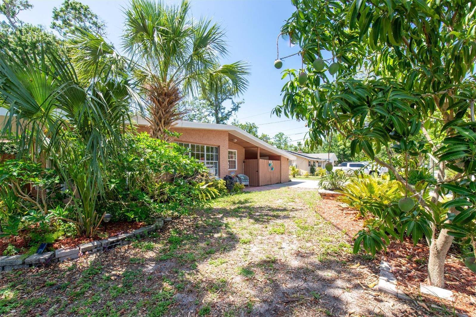 St Petersburg, FL 33710,7401 11TH AVE N
