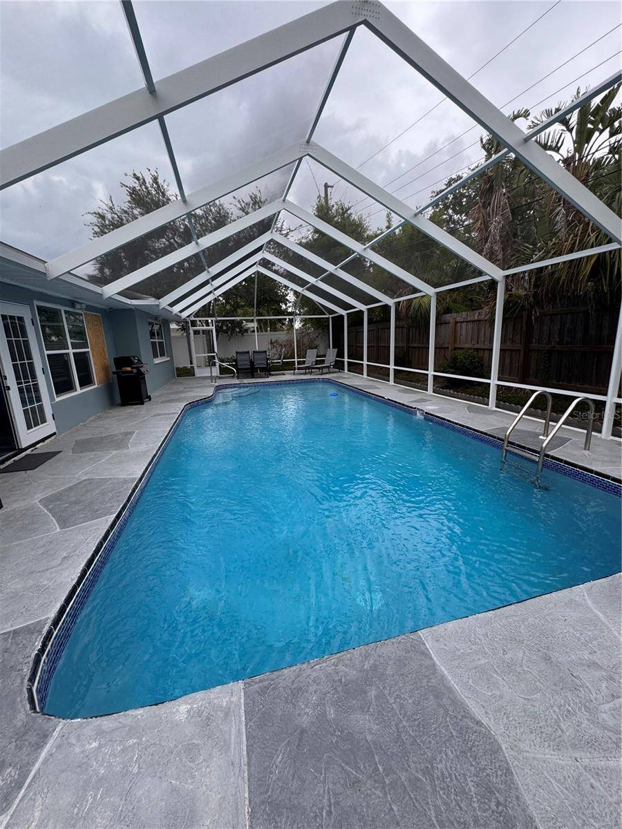 Seminole, FL 33772,11889 WALKER AVE