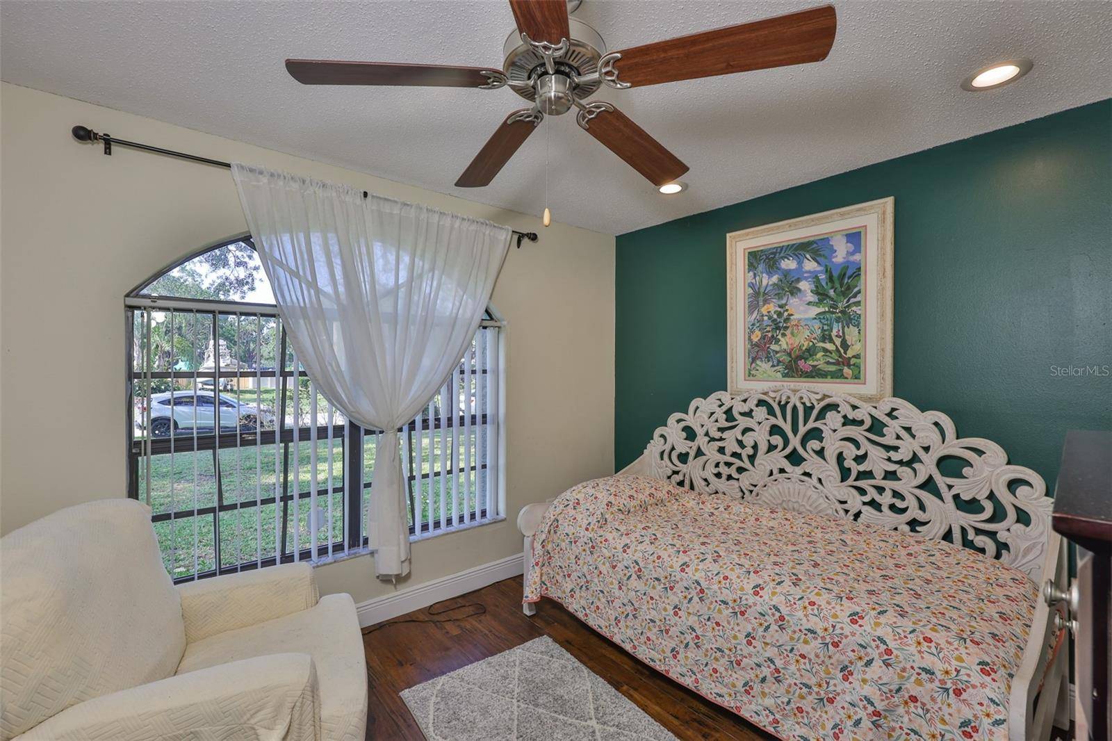 Land O Lakes, FL 34639,22115 LAVER LN