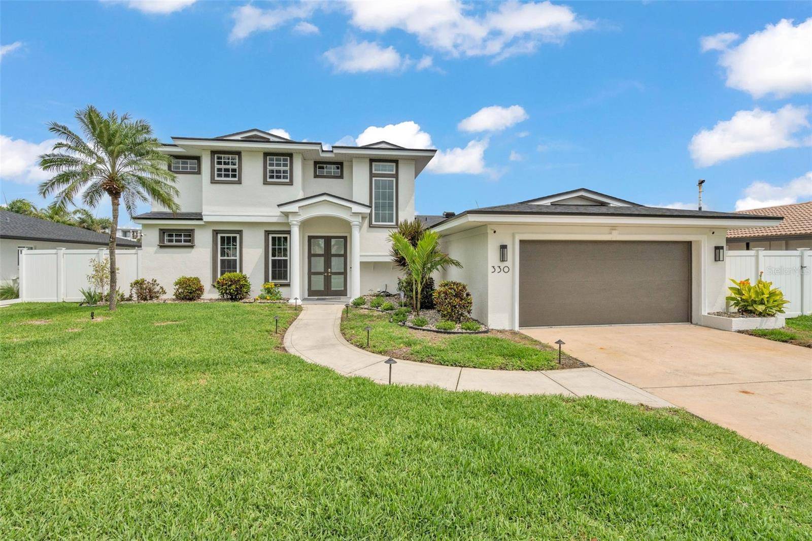 Clearwater Beach, FL 33767,330 PALM IS NE