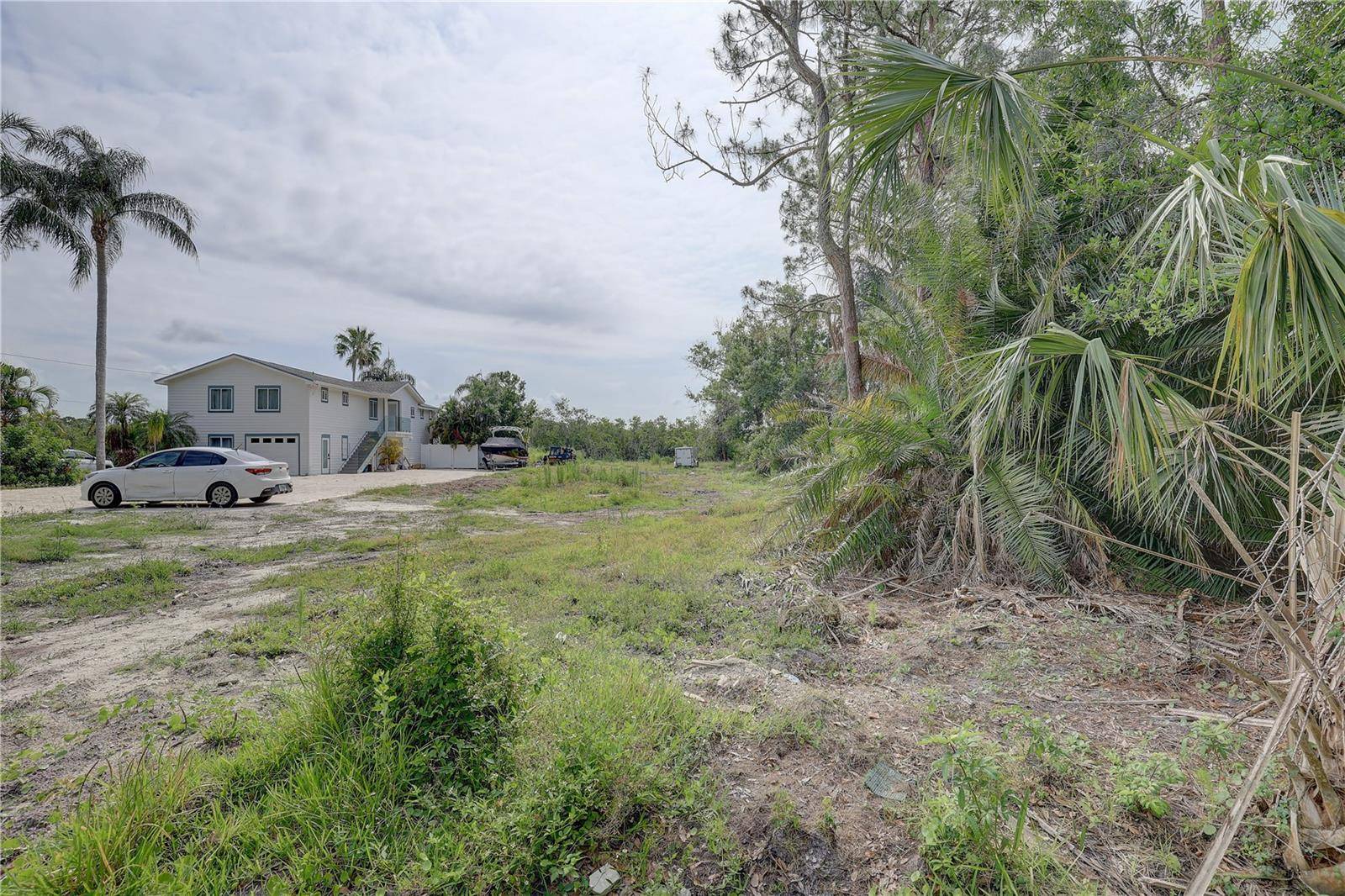 Tampa, FL 33635,8115 BAY DR