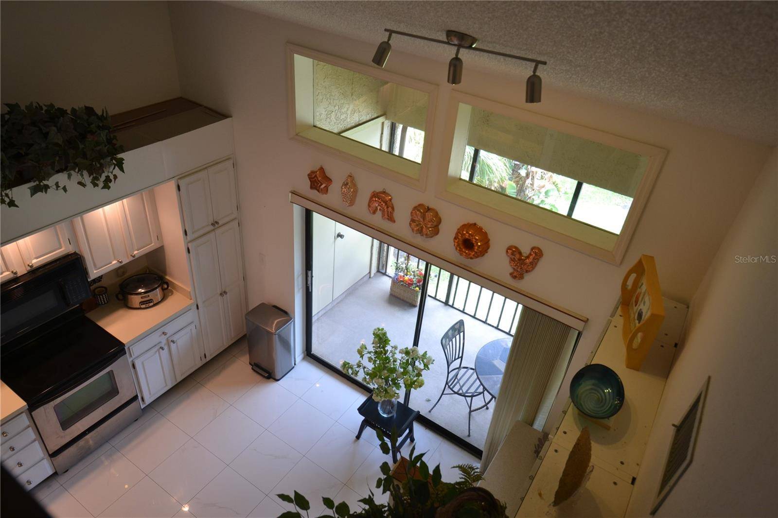 Oldsmar, FL 34677,112 LINDSAY LN