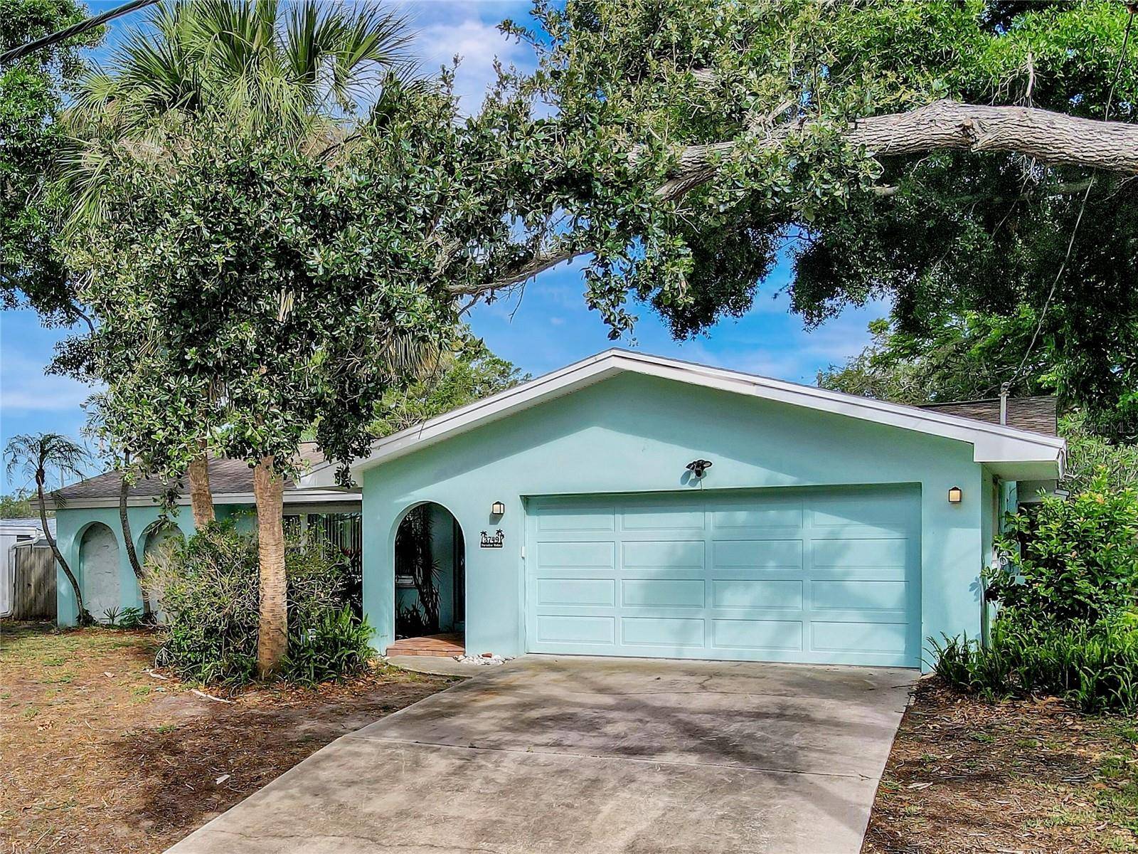 Largo, FL 33770,3749 MCKAY CREEK DR