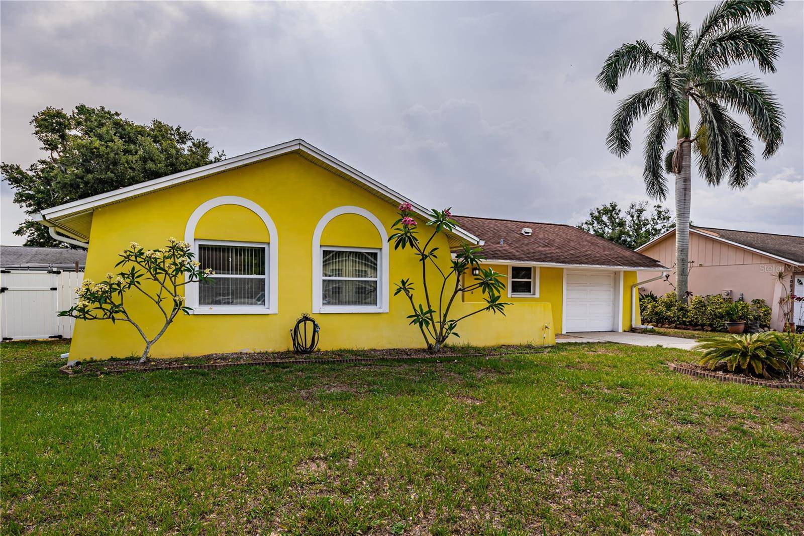 Seminole, FL 33777,10051 82ND LN
