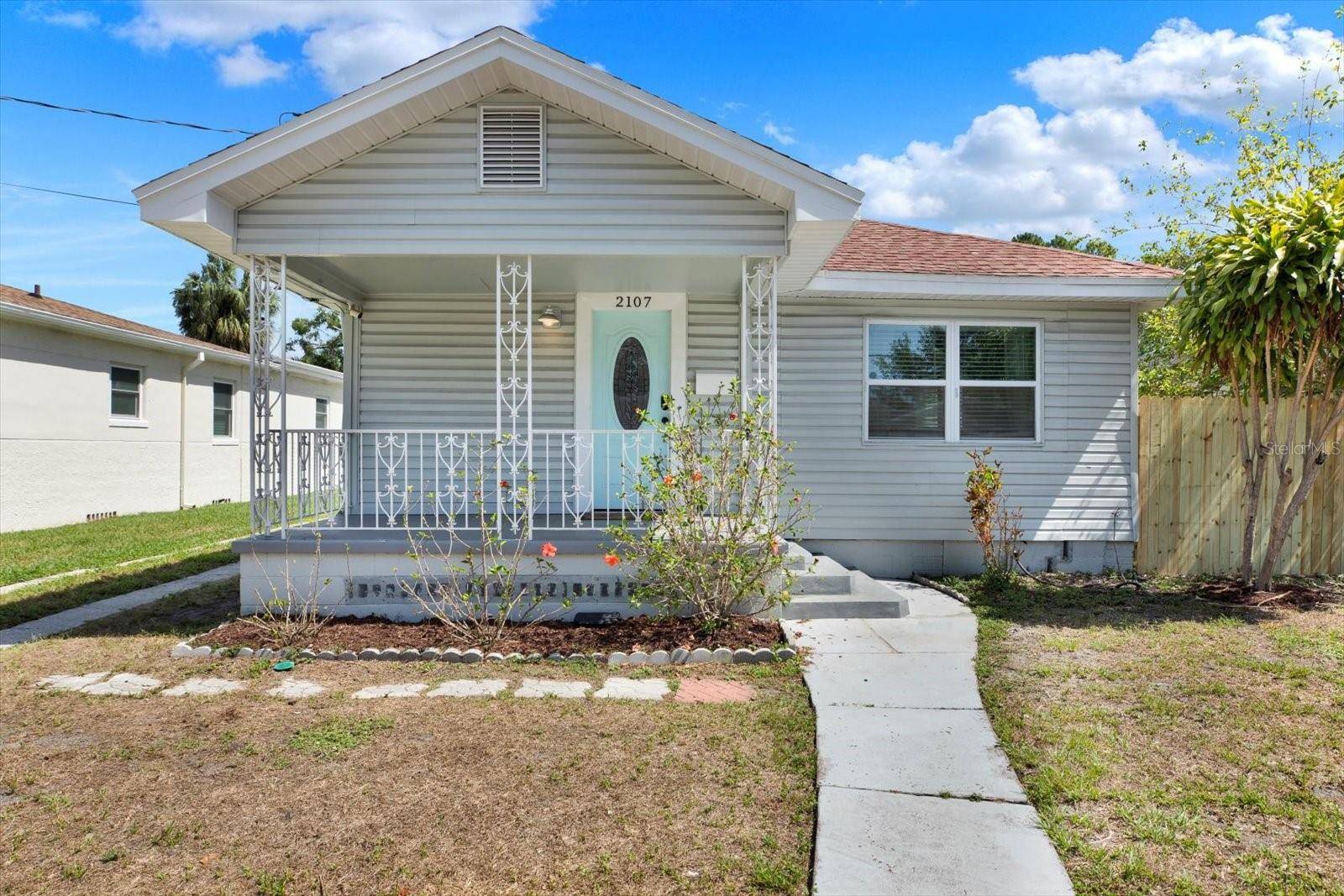 Tampa, FL 33606,2107 W CARMEN ST