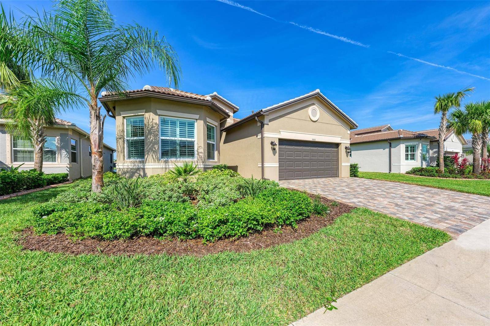 Wimauma, FL 33598,15525 CORONA DEL MAR DR
