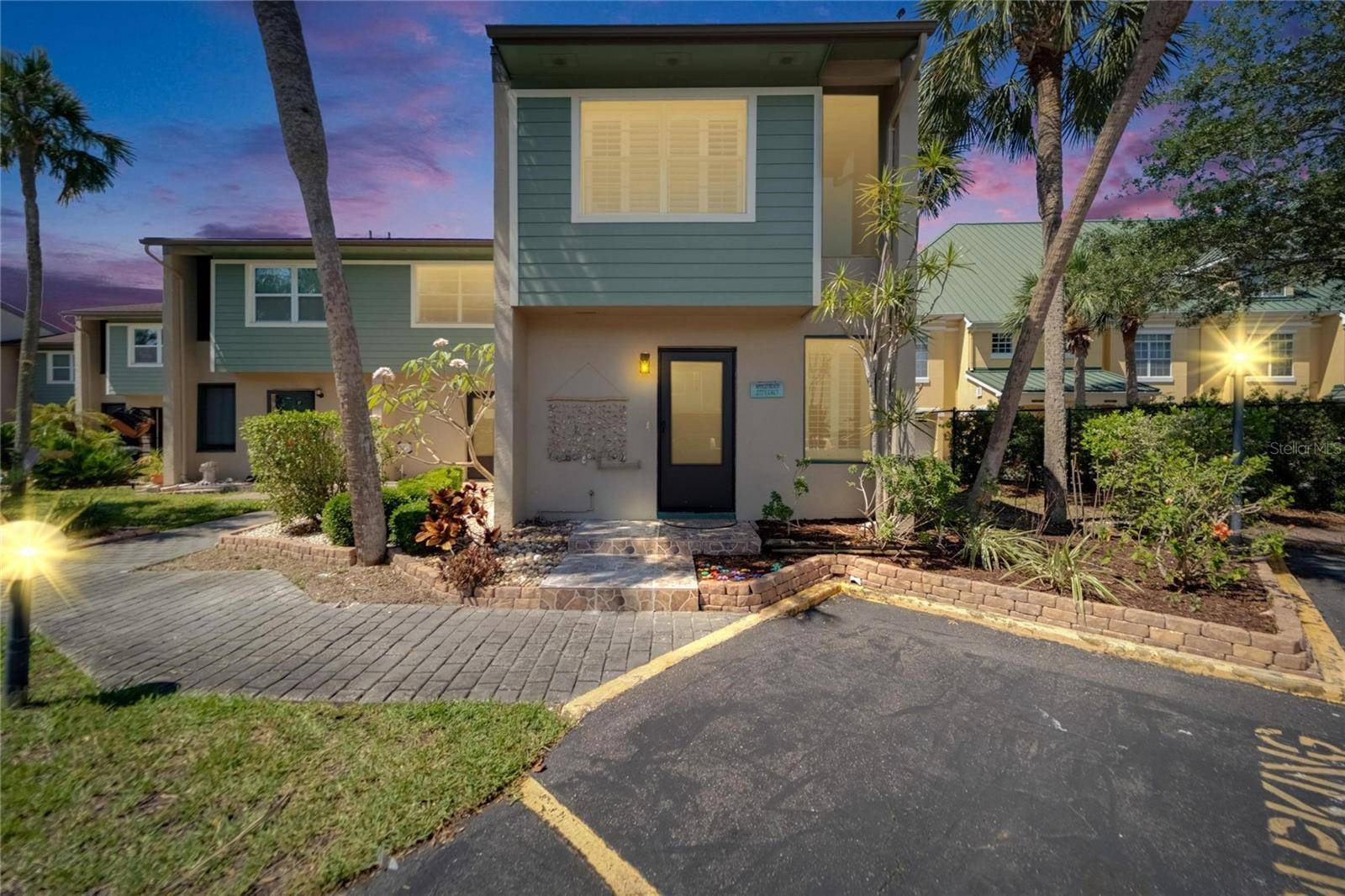 Apollo Beach, FL 33572,1028 APOLLO BEACH BLVD #21